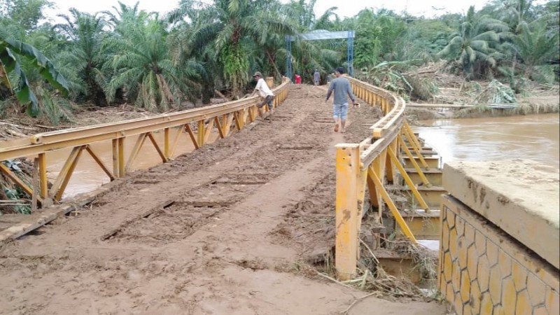 Banjir & Longsor Melanda Bengkulu, 29 Orang Meninggal & 13 Orang Hilang