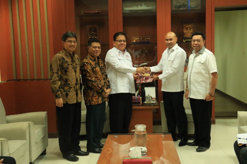 Gubernur Viktor Tunjuk Ketua PWNU NTT Jadi Ketua Panitia Pesparani Nasional 2020