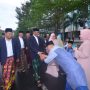 Perdana, Gubernur Sulsel Jalan Kaki 2.2 Km Usai Sholat Idul Fitri