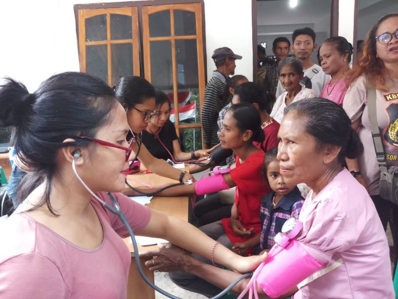 Kemah Bakti Sosial KBPP Polri 2019, Jatah Bagi Warga Desa Benu
