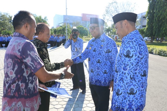 Gubernur VBL Pinta ASN Pemprov NTT Tingkatkan Kualitas Diri