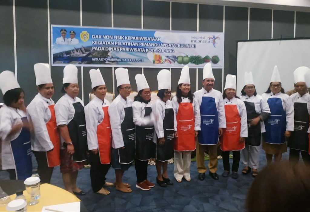 Pemkot Kupang Edukasi & Latih 40 Pemandu Wisata Budaya