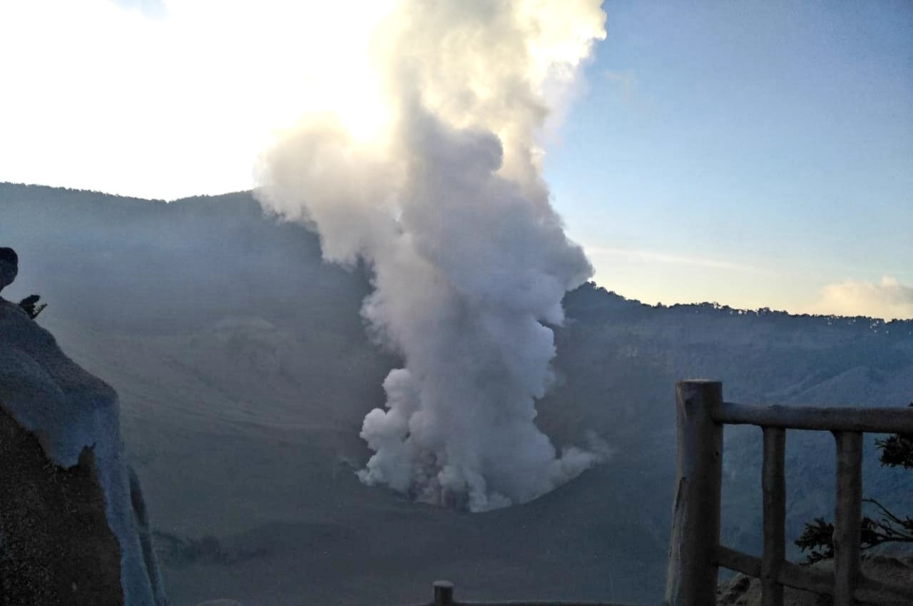 Pasca Erupsi, Kawasan Wisata Gunung Tangkuban Parahu Tutup Sementara
