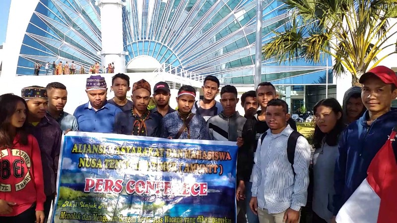 AMM-NTT Tolak Diskursus Penutupan & Relokasi Penduduk di Pulau Komodo