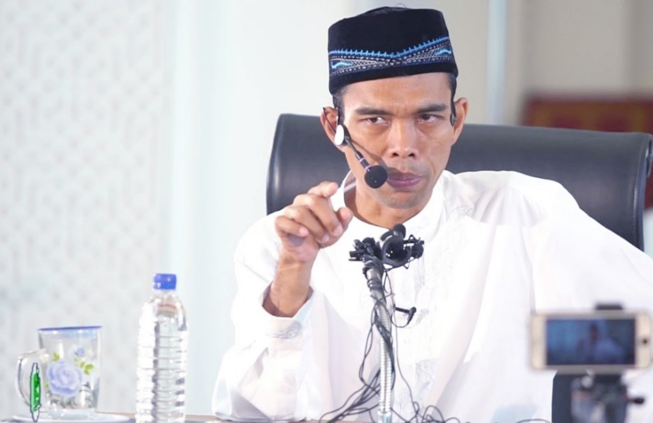 Soal Salib, Jangan Salibkan Somad