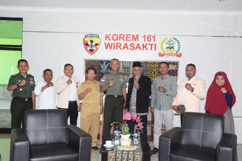Silaturahmi Pengurus Muhammadiyah NTT ke Korem 161/Wira Sakti