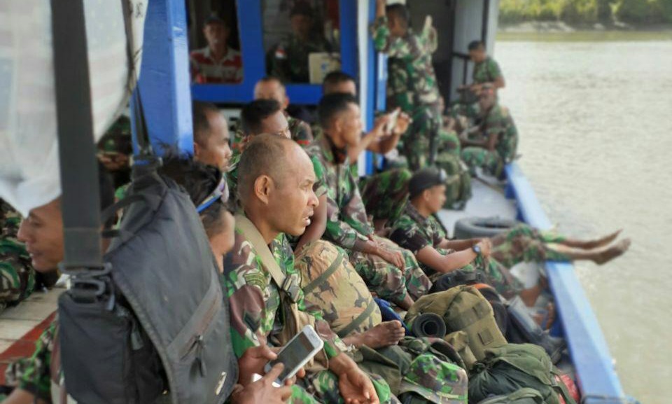 Liku Perjalanan Satgas TMMD Ke-106 Menggapai Kampung Kogir di Papua