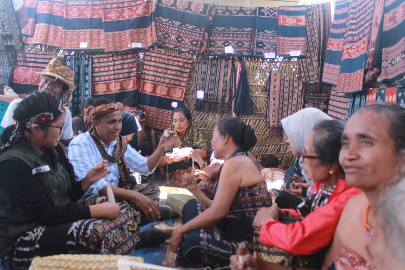 Johanis Uly Imbau Masyarakat Sabu Raijua Sadar Wisata