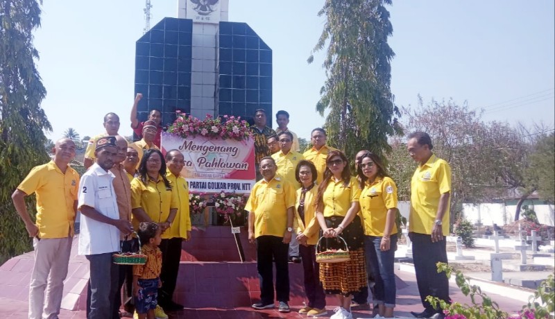 HUT Ke-55 Golkar, DPD I NTT Berziarah & Doa Bersama di TMP Dharmaloka