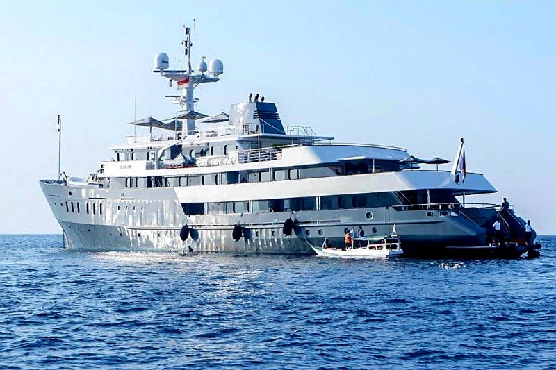 Kapal Pesiar Aqua Blu Diluncurkan di Labuan Bajo, Tawarkan Wisata Bahari