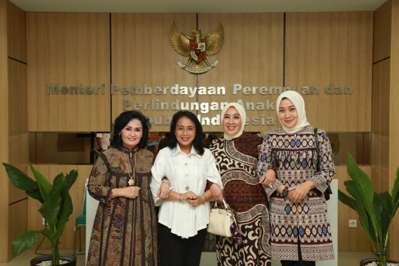 Menteri PPPA Ajak TP-PKK, Bhayangkari dan Dharma Pertiwi Sinergi Program