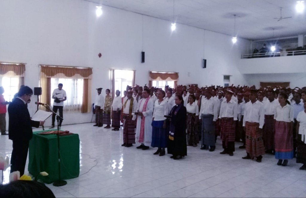 Bupati Willy Lay Ambil Sumpah & Lantik 222 Anggota BPD Enam Kecamatan di Belu