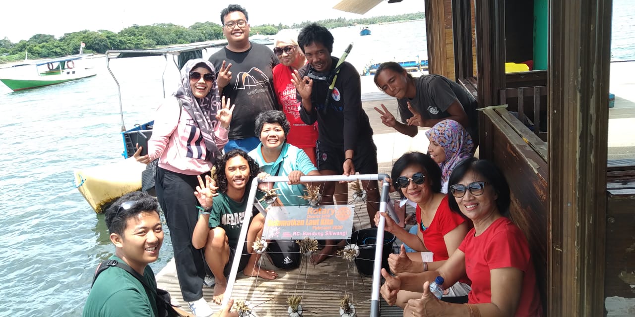 Rotary D.3410 Lakukan Transplantasi Terumbu Karang & Latih Olah Limbah