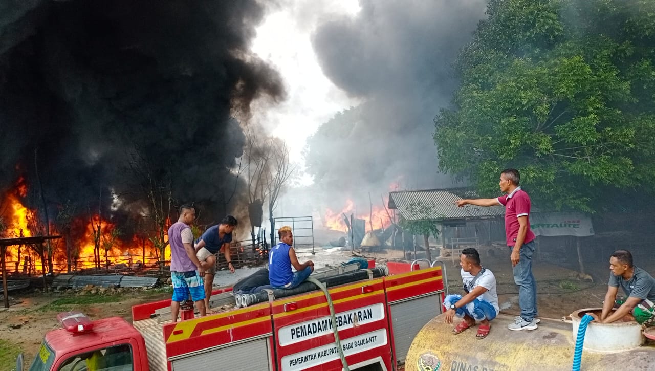 Agen Premium dan Minyak Solar di Kabupaten Sabu Raijua Terbakar