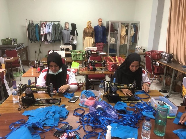 Menaker Instruksikan Bantuan Padat Karya & BLK Jadi Sentra Pencegahan Covid-19