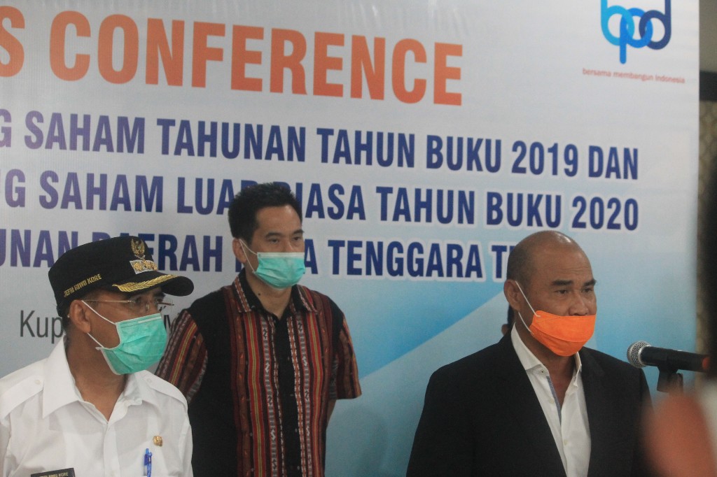 Izhak Rihi Non Aktif, RUPS Tunjuk Harry Riwu Kaho Jadi Plt. Dirut Bank NTT