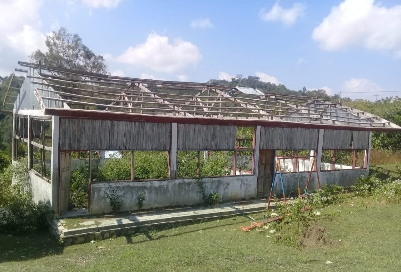 Diterpa Puting Beliung Sejak 2019, Ruang Kelas SDK Weklalenok Belum Direhab