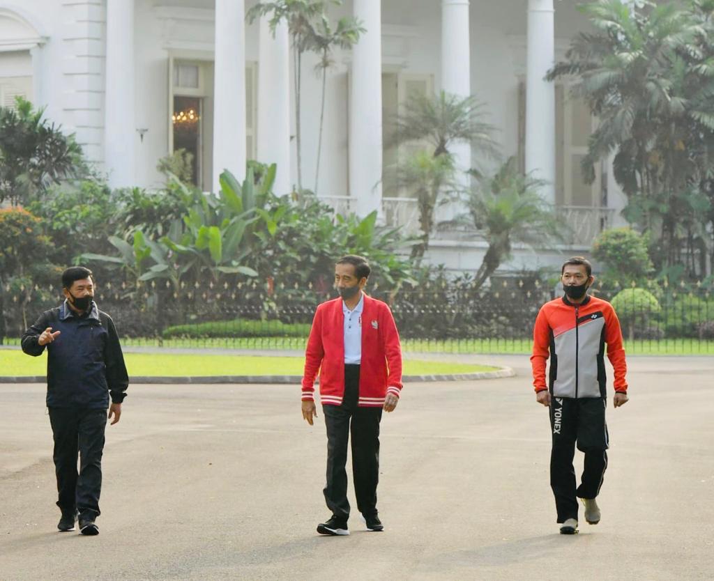 Berolahraga di Istana Bogor, Presiden Jokowi Ajak Masyarakat Jaga Kesehatan