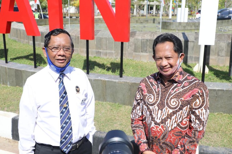 Mahfud MD & Tito Karnavian Tinjau Kesiapan Pilkada Serentak di NTT