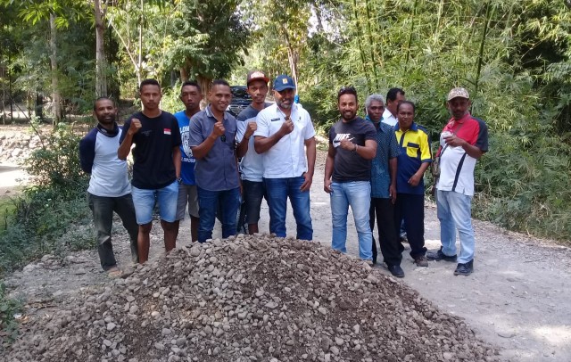 Puluhan Tahun Menanti, Akhirnya Jalan Dusun Halilulik A di Belu Dikerjakan