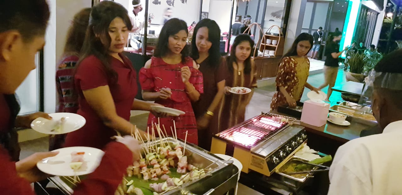 ‘Angkringan New Normal’ di Neo Aston Kupang Mulai Rp.20—75 Ribu