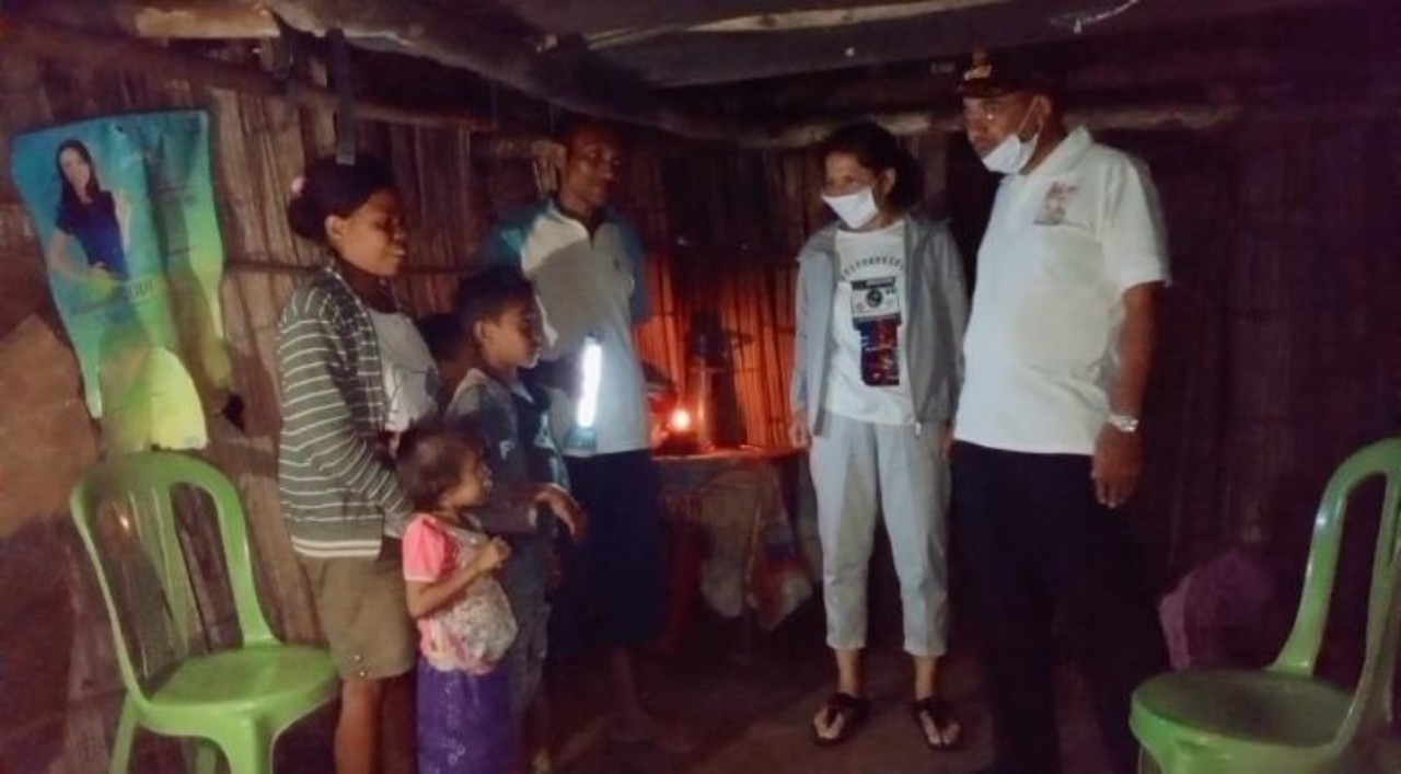 Pastikan Rumah Daun Program Bedah Rumah, Wali Kota Jefri Rela Susur Hutan
