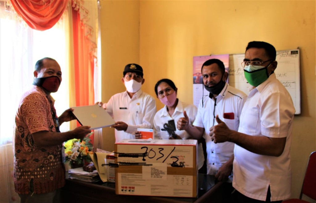 “Catat Setiap Anak” Plan Indonesia Bantu Alat Kerja untuk Disdukcapil Nagekeo