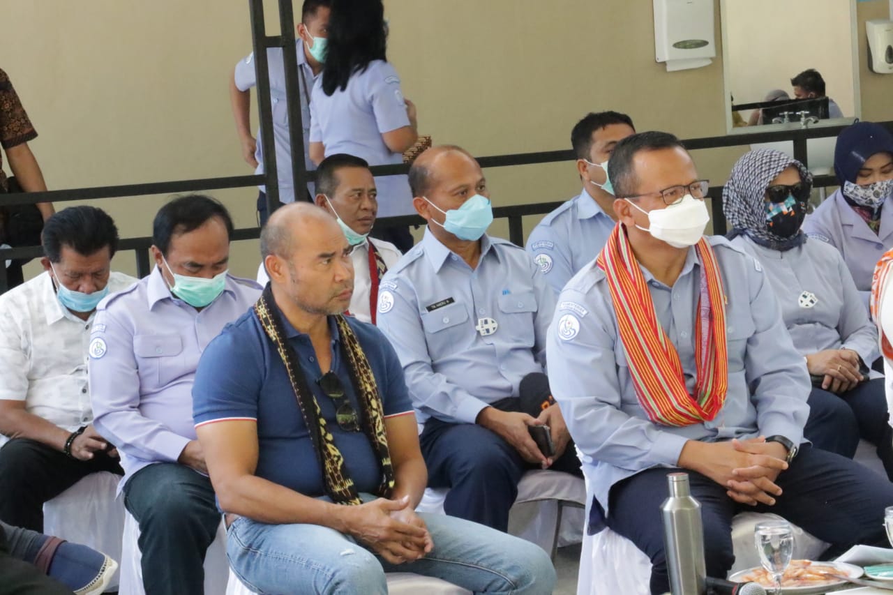 Kunjungan di Kupang, Menteri Edhy Imbau Masyarakat Cerdas Kelola Perikanan