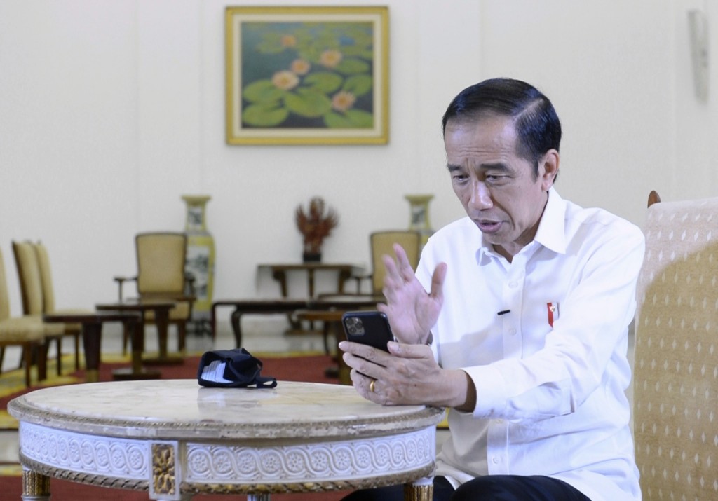 Bercakap dengan Dokter Faisal, Presiden Jokowi : Betapa Berat Tangani Covid-19