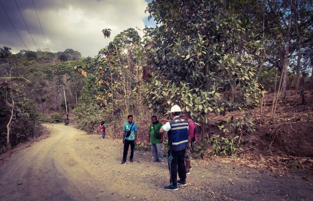 Listrik Masuk ke Desa Balus Permai Manggarai Timur dan di Pulau Lembata