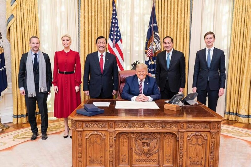 Temu Donald Trump, Menko Luhut Ucap Terima Kasih dari Presiden Jokowi