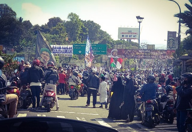 Pendukung Rizieq Shihab Bebas Merajalela, Negara ke Mana?