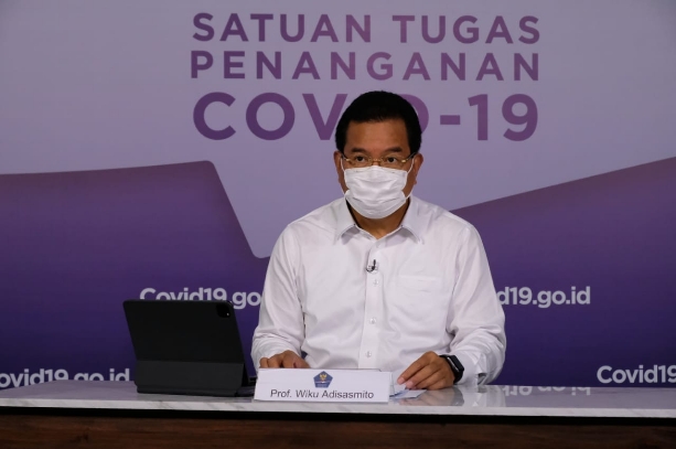 Vaksinasi Covid-19 Bagi Petugas Pelayanan Publik dan Lansia Selesai di Mei 2021