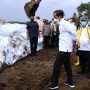 Usai Kunjungan ke NTT, Jokowi Tinjau Tanggul Sungai Citarum di Bekasi