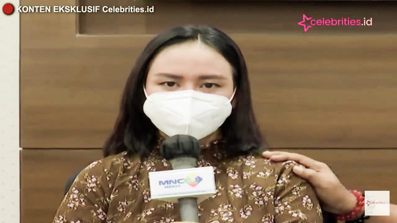 Nadia Riwu Kaho Klarifikasi Dugaan Penipuan oleh Mama Kandungnya