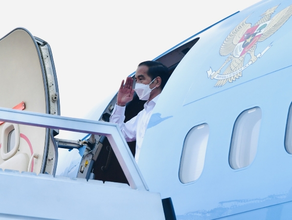 Presiden Jokowi Kunjungi Korban Bencana di Adonara dan Lembata
