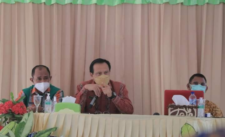 Bertukar Informasi, Bupati Belu Diskusi Bersama Uskup Atambua