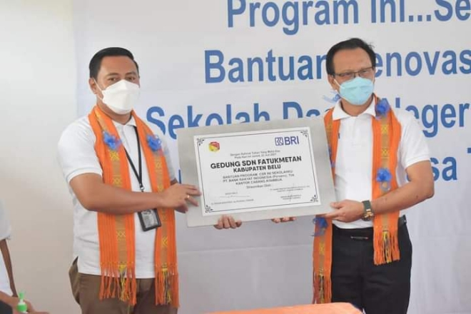 BRI Peduli SDN Fatukmetan, Bupati Belu: Didik Anak Paham Teknologi