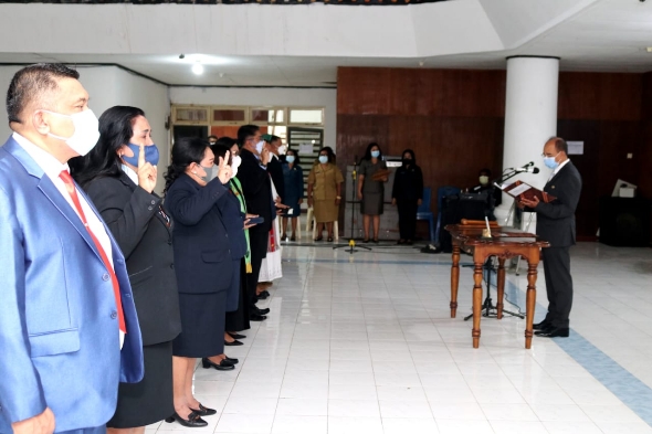 Lolos Seleksi Terbuka, Enam Pejabat PTP Dilantik Wali Kota Kupang