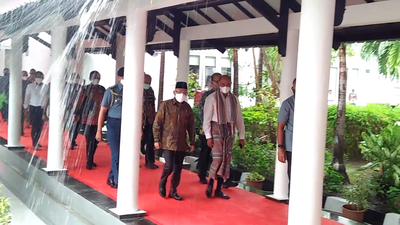 Hujan Deras Iring Rakor Pengentasan Kemiskinan Ekstrem antara Wapres dan Pemprov NTT