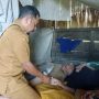 Pemdes Langkas Manggarai Sigap Bantu Warga Penderita Stroke