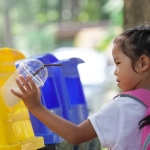 Cara Latih Anak Jaga Kebersihan Lingkungan