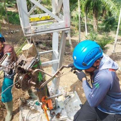 PLN NTT Kirim Tim ‘Pasukan Terang’ Bantu Korban Bencana Sumatra