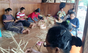 Kerajinan Bambu Desa Wogo Makin Variatif, PLN Berdayakan Masyarakat
