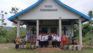 Bimas Katolik Kemenag TTS Berbagi Ceria Natal 2025 di Kapela St. Nikodemus