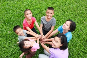 Ajarkan Anak Menghargai Perbedaan