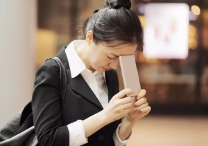 Emosi Negatif Mempersulit Sudut Pandang