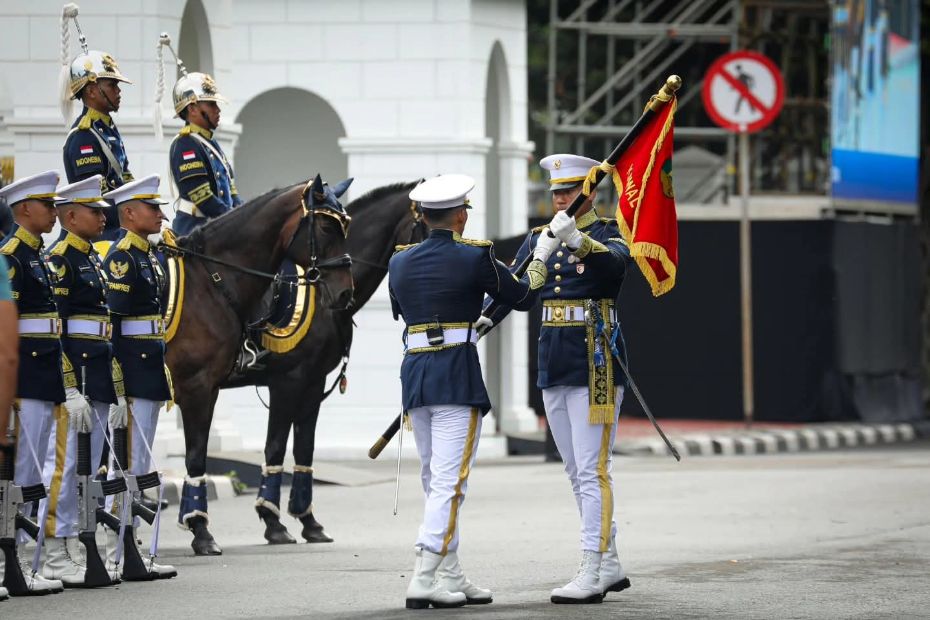 Jadi Wisata Baru Jakarta, Upacara Serah Terima Pengawal Istana Kepresidenan