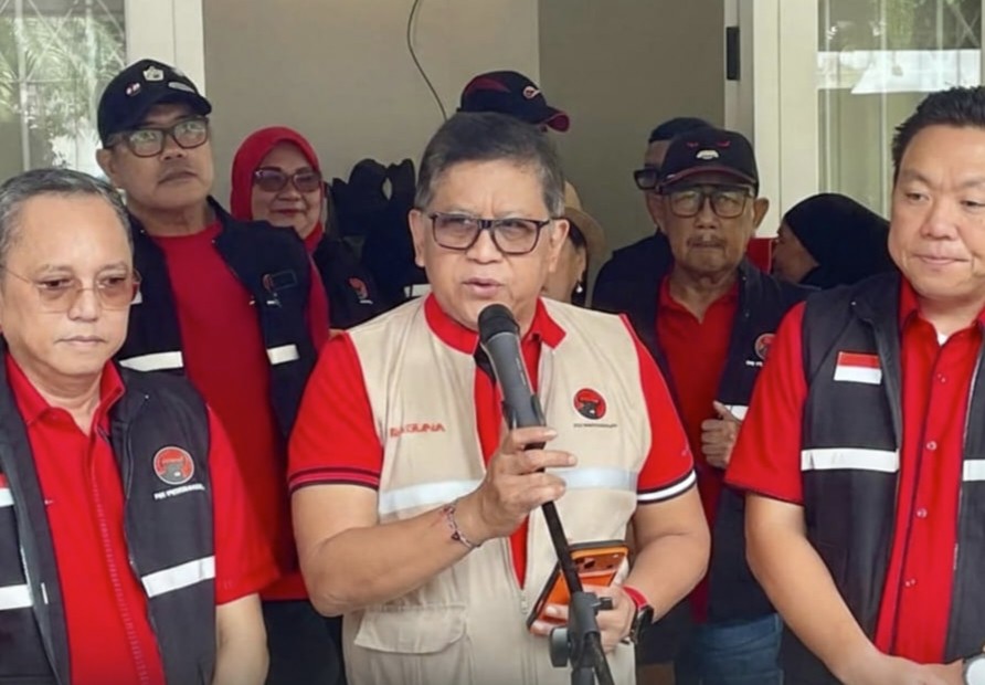 Hasto Apresiasi Pengunduran Diri Petinggi BEI dan OJK di Tengah Anjloknya IHSG
