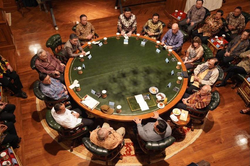 Prabowo Panggil Para Bos Apindo dan Lima Orang Terkaya Indonesia